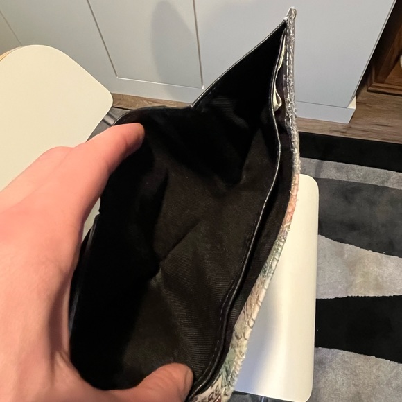 Spider-Man Tri-Fold Wallet - Marvel Comics - Picture 11 of 14